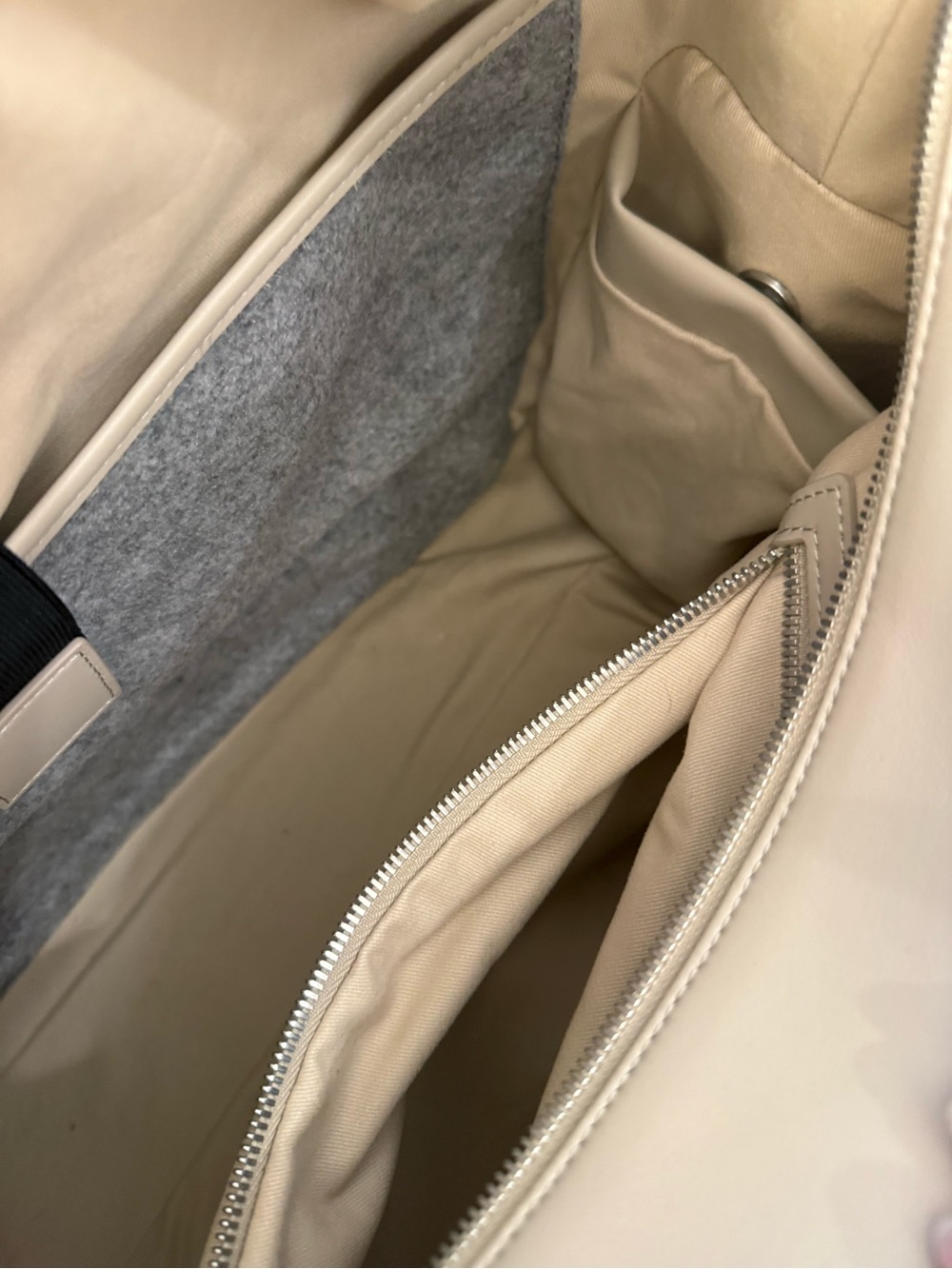 Monos Metro Duffel + Folio Kit Ivory Vegan Leather Travel Bag - Picture 14 of 16